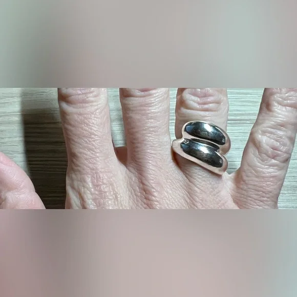Vintage Designer MWS Sterling Silver Modernist Double Wave Wrap Ring, Size 5.5 - Picture 8 of 10